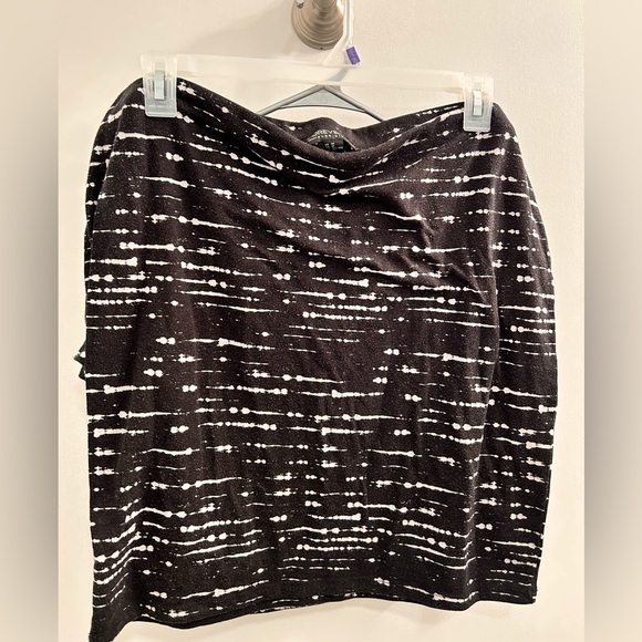 Forever 21 Skirt Set - Picture 4 of 6